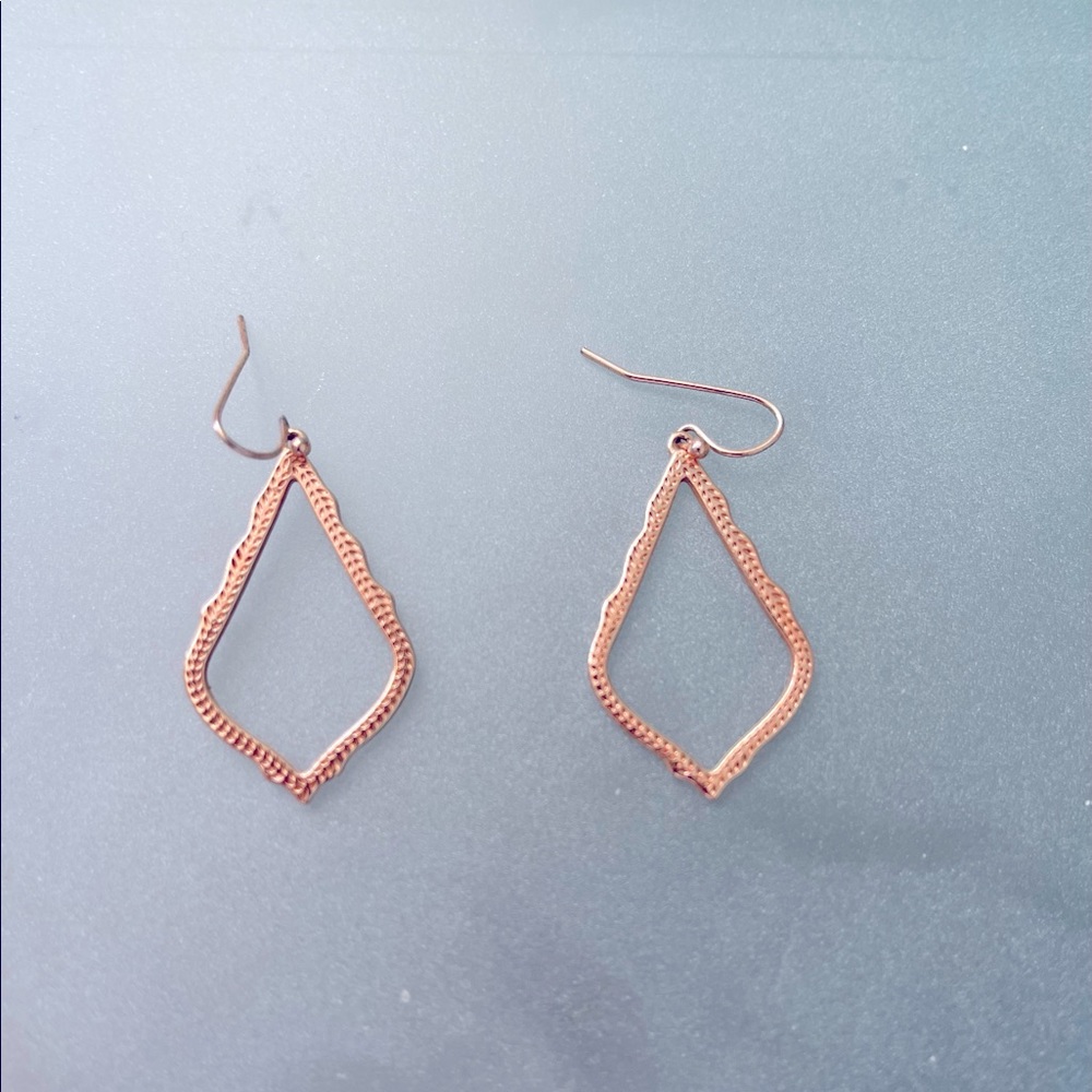 Kendra Scott Sophee Drop Earrings